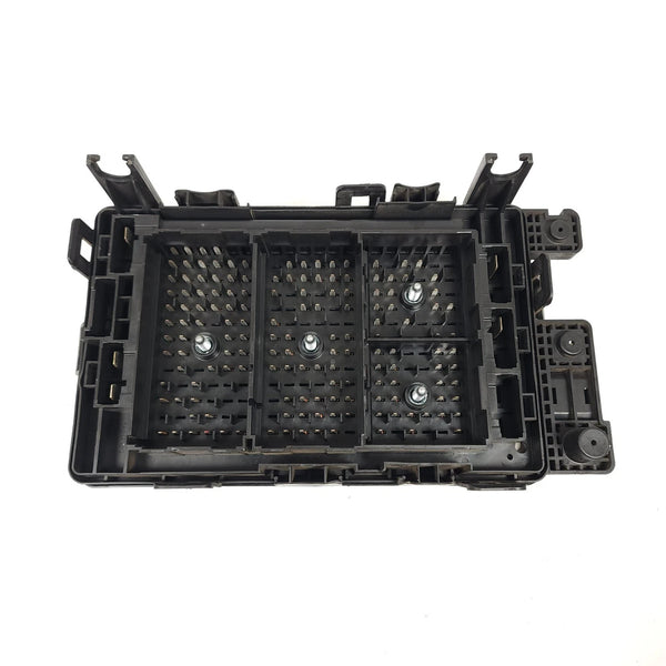 Fusebox for 07 GMC Envoy/Trailblazer 5.3/6.0 V8 LH6 LS2 Engine Fuse Box Relay