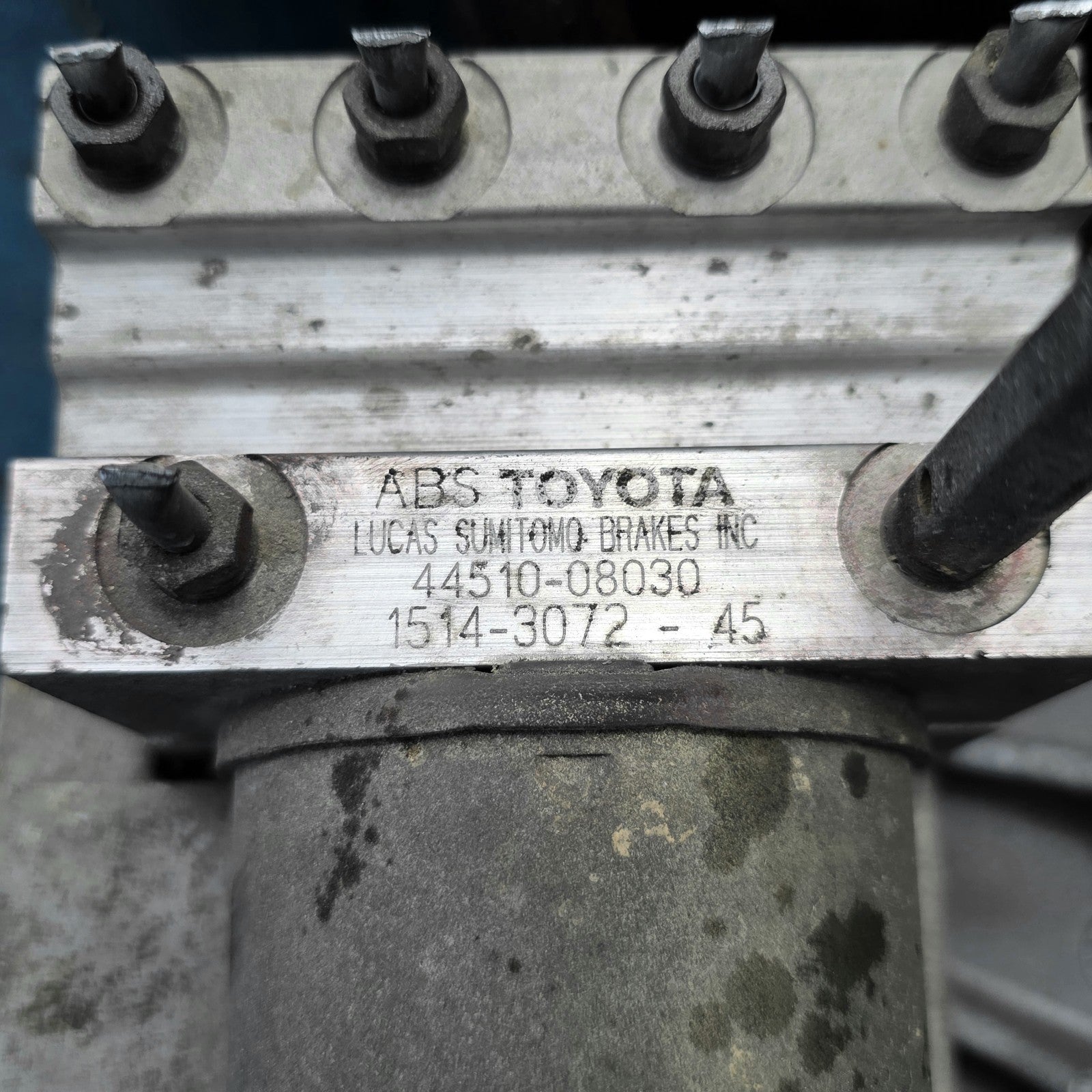 OEM 00-02 Toyota Sienna, ABS Pump Anti-Lock VSA Modulator Brake Module Unit