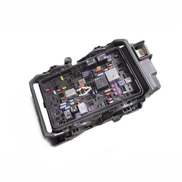 OEM 2018 Chevy Malibu, L/ LS, Engine Fuse Box Fusebox Block Relay